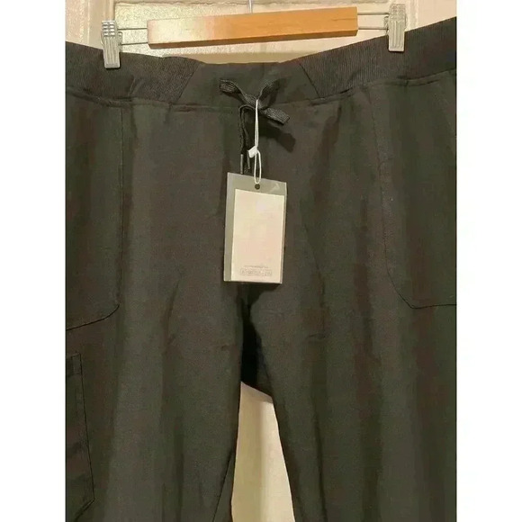 Women's Black Drawstring Waist Jogger Pants with Pockets NWT Size 2XL - Picture 3 of 10